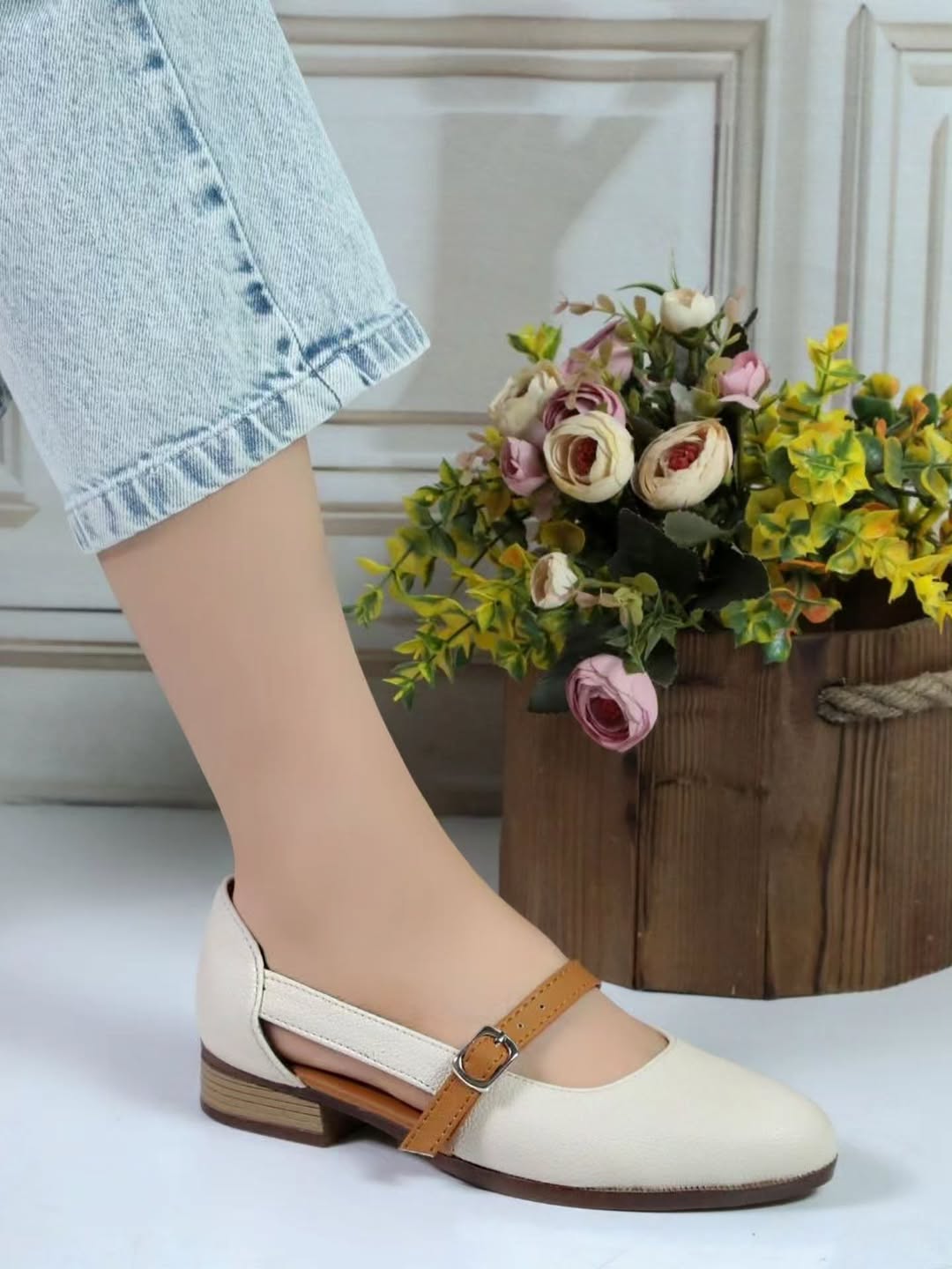 کفش عروسکی چرم لاماری